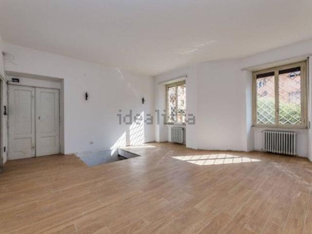 Appartamento in vendita di 157 m² in Via Caterina Fieschi