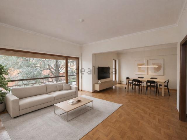Appartamento in vendita di 157 m² in Via Antonio Schivardi, 21