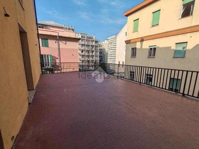 Appartamento in vendita di 157 m² in Via Dante Gaetano Storace, 7
