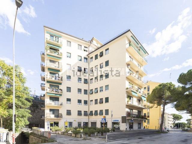 Appartamento in vendita di 157 m² in Via dei Filosofi, 76