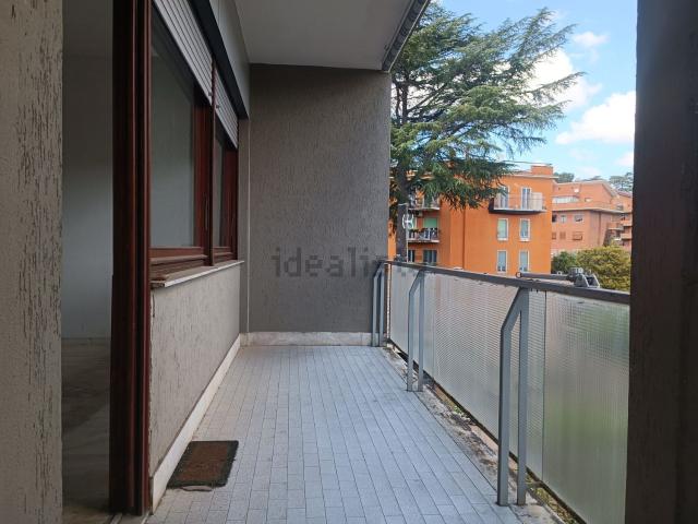 Appartamento in vendita di 157 m² in Via del Casaletto, 385