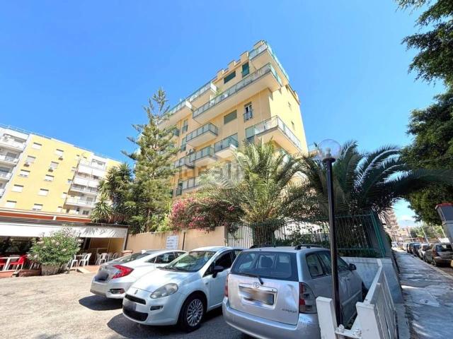 Appartamento in vendita di 157 m² in Via Ettore Arculeo, 30