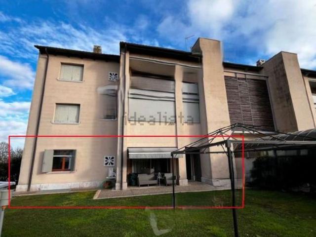 Appartamento in vendita di 157 m² in Via Europa, 2