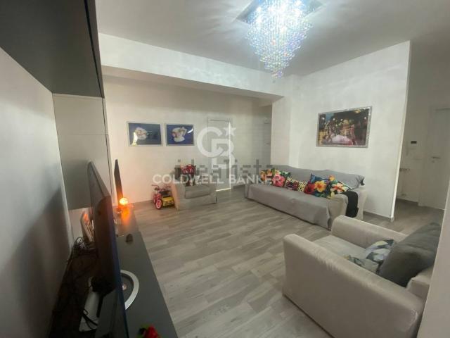 Appartamento in vendita di 157 m² in Via Leonardo Da Vinci, 43