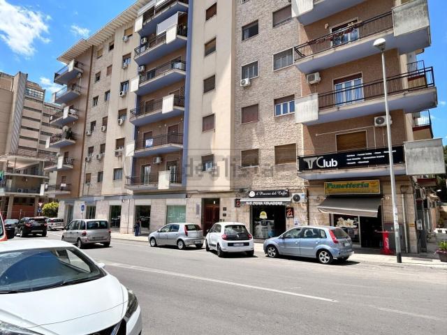 Appartamento in vendita di 157 m² in Via Libertà, 12