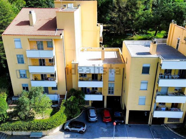 Appartamento in vendita di 157 m² in Via Magiarda