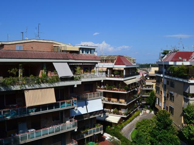 Appartamento in vendita di 157 m² in Via Nostra Signora di Lourdes
