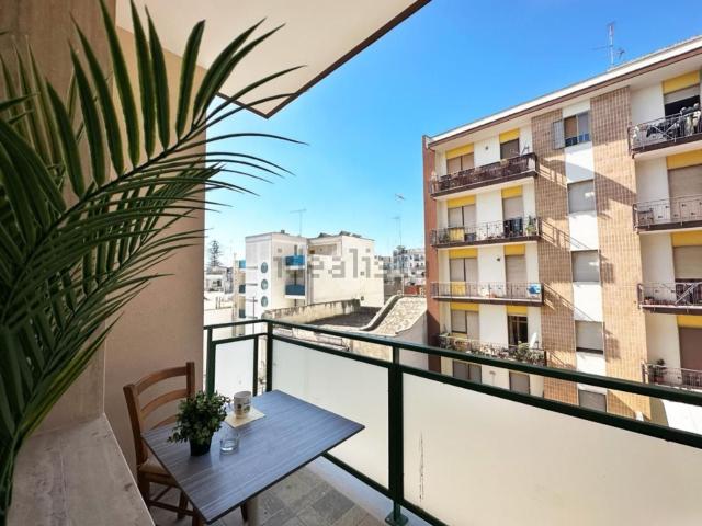 Appartamento in vendita di 157 m² in Via Pietro Micheli, 36