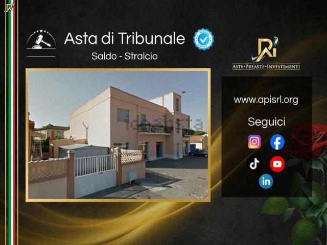 Appartamento in vendita di 157 m² in Via Trexenta, 5