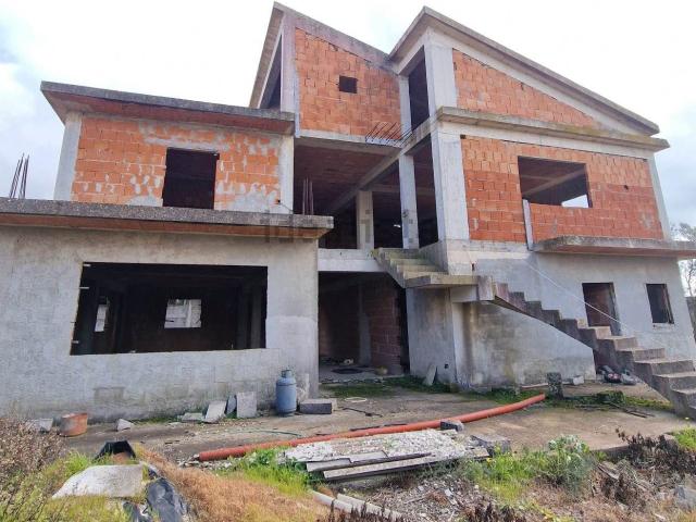Appartamento in vendita di 157 m² in Via Vittorio de Sica, 10