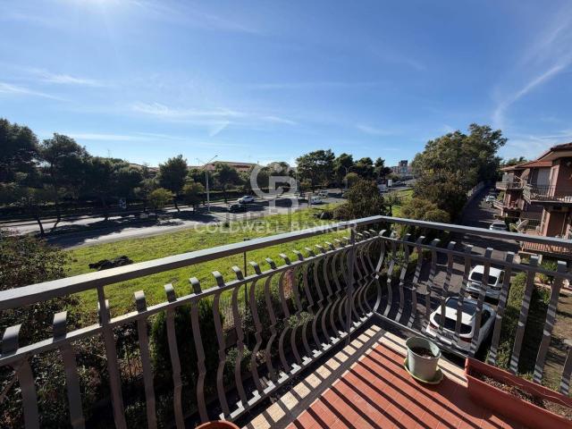 Appartamento in vendita di 157 m² in Viale Lorenzo Bolano, 45