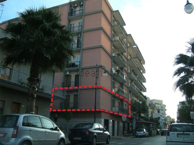 Appartamento in vendita di 157 m² in Viale Stazione, 62
