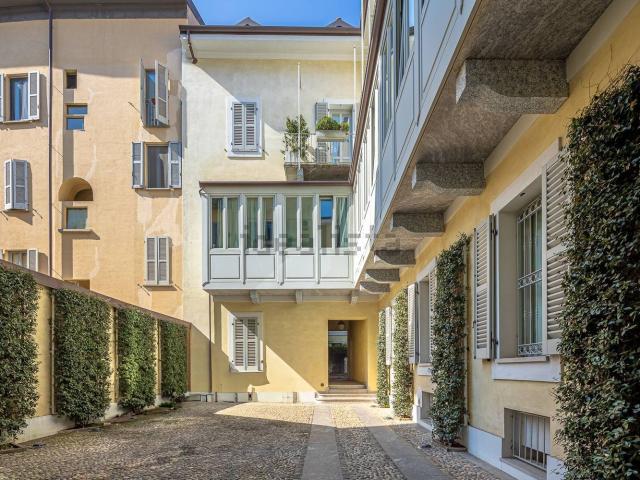 Appartamento in vendita di 157 m² in Corso di Porta Vigentina