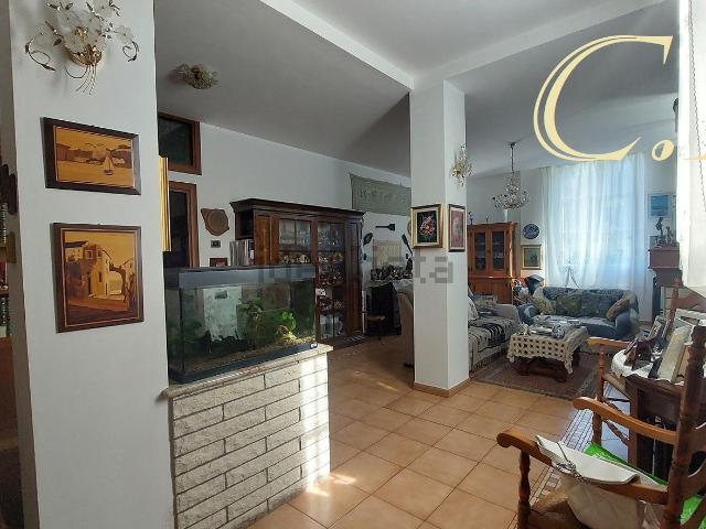 Appartamento in vendita di 157 m² in Corso Guglielmo Marconi, 52