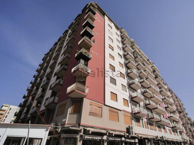 Appartamento in vendita di 157 m² in Piazza Generale Antonio Cascino, 26