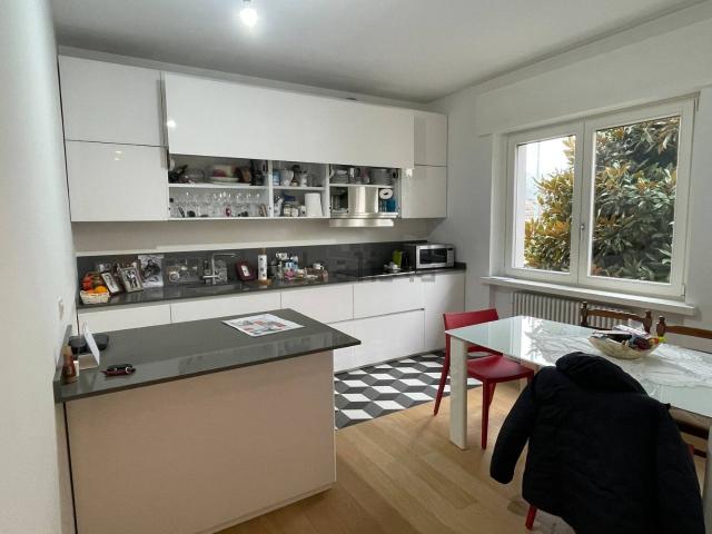 Appartamento in vendita di 158 m² in Via Conti da Prato