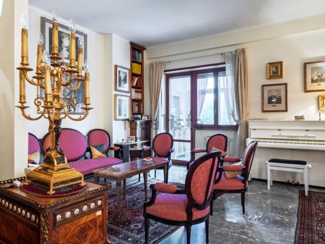 Appartamento in vendita di 158 m² in Via Antonio Sogliano, 70