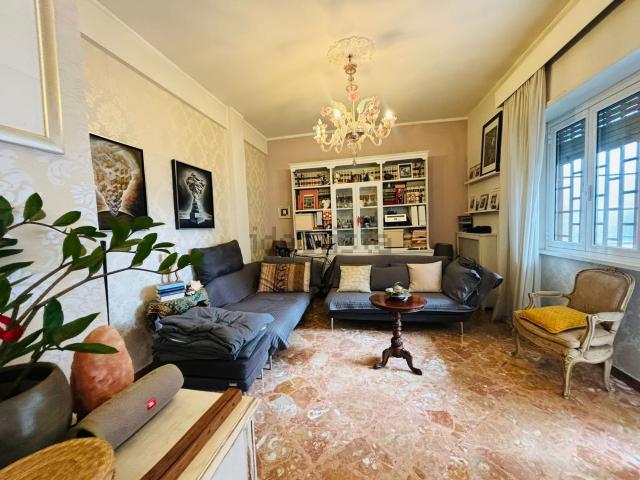 Appartamento in vendita di 158 m² in Via Giulio Aristide Sartorio, 61