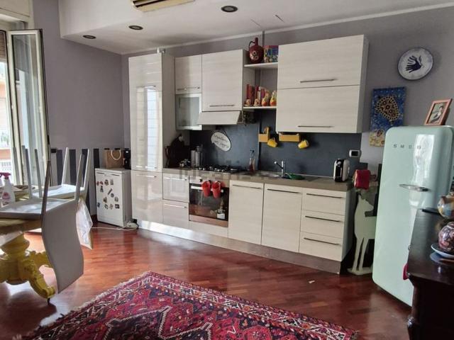 Appartamento in vendita di 158 m² in Via Giandomenico Romagnosi