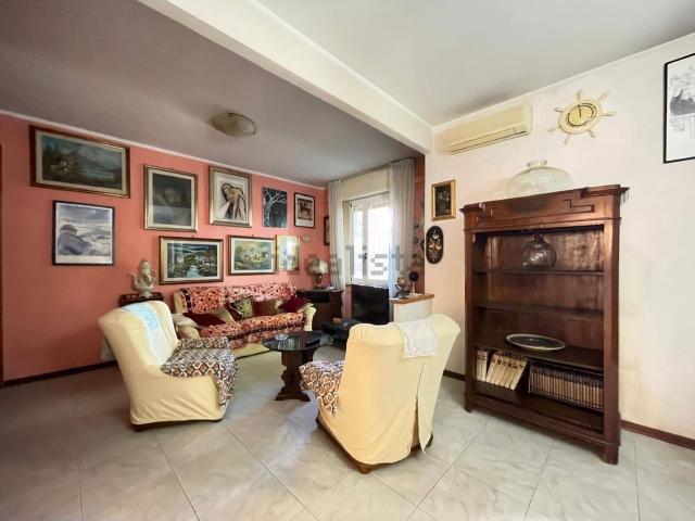Appartamento in vendita di 158 m² in Via del Passero