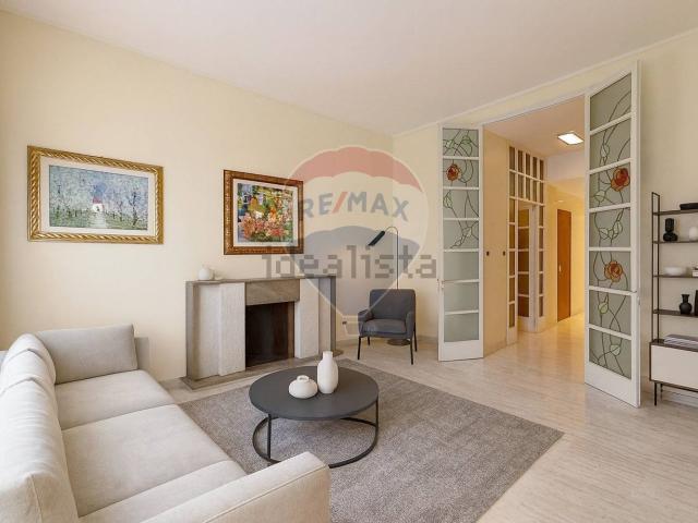 Appartamento in vendita di 158 m² in Via Errico Petrella, 6