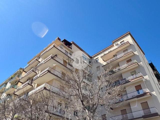 Appartamento in vendita di 158 m² in Via Filippo Parlatore, 54