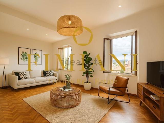 Appartamento in vendita di 158 m² in Via Luca Landucci
