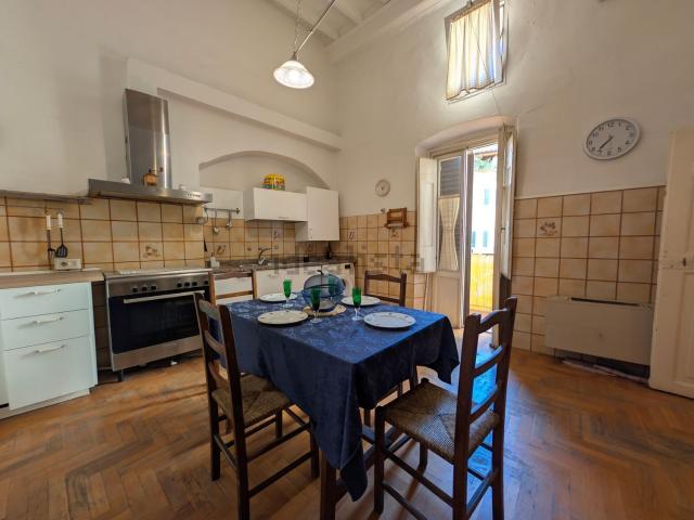 Appartamento in vendita di 158 m² in Via Maffia