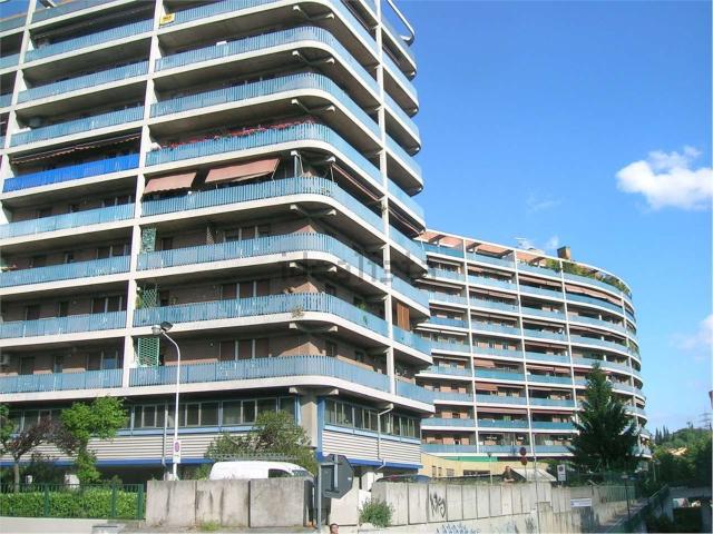 Appartamento in vendita di 158 m² in Via Sicilia, 39
