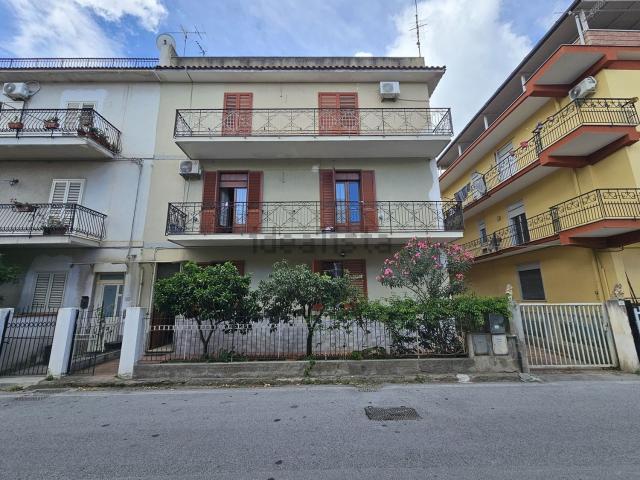 Appartamento in vendita di 158 m² in Via Stazione, 39