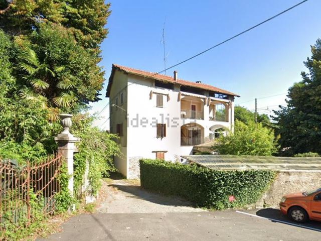 Appartamento in vendita di 158 m² in Via Parrocchia, 2