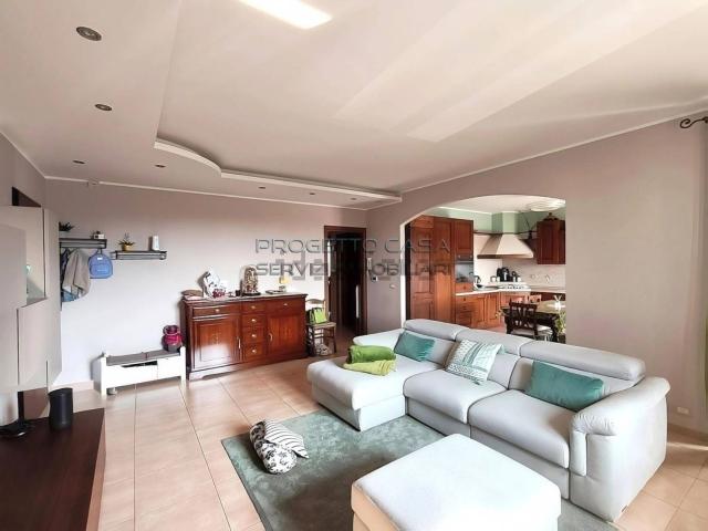 Appartamento in vendita di 158 m² in Via Visconti Venosta, 3