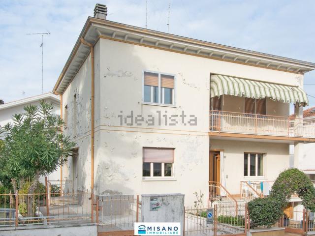 Appartamento in vendita di 158 m² in Viale Foligno, 14
