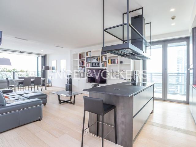 Appartamento in vendita di 158 m² in Viale Giorgio Ribotta