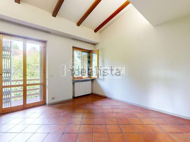 Appartamento in vendita di 159 m² in Via Circonvallazione, 38