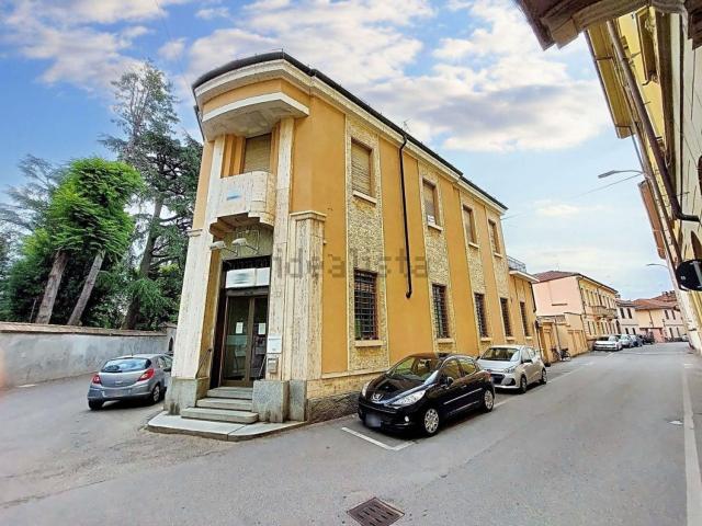 Appartamento in vendita di 159 m² in Via Antonio Gramsci, 12