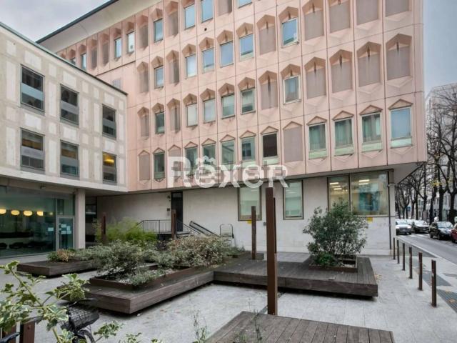 Appartamento in vendita di 159 m² in Via Antonio Gramsci, 39
