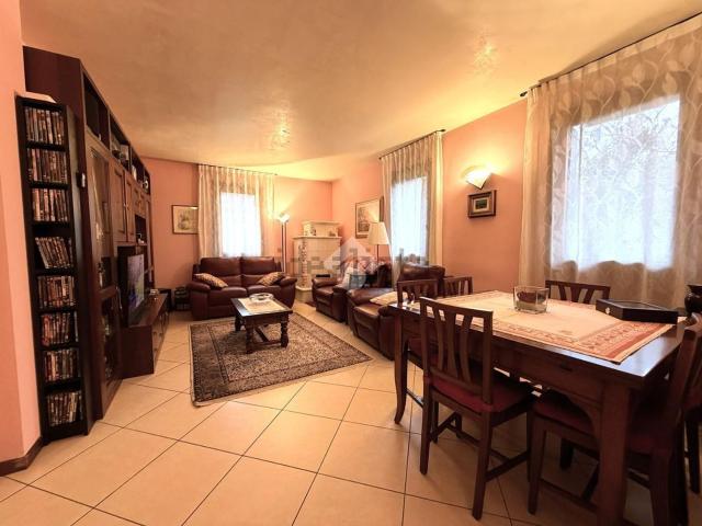 Appartamento in vendita di 159 m² in Via Antonio Gramsci