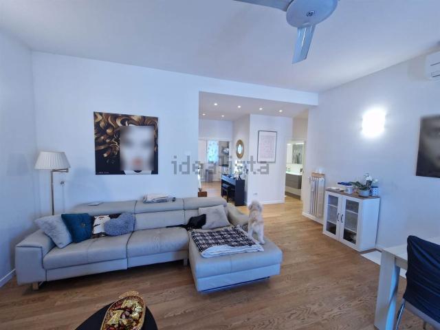 Appartamento in vendita di 159 m² in Via degli Stefani, 44