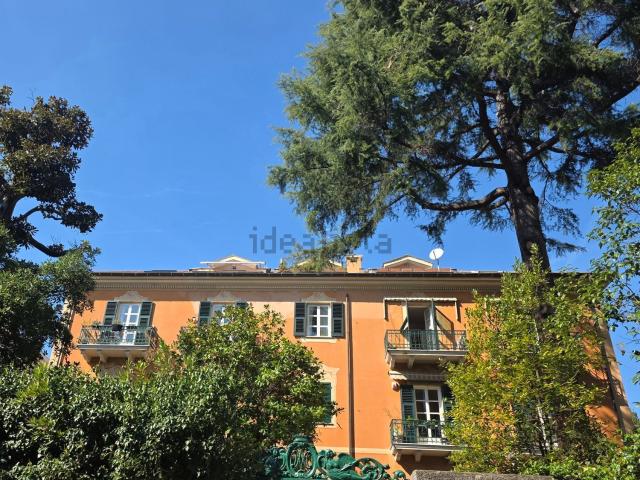 Appartamento in vendita di 159 m² in Via della Tagliata, 1