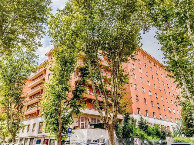 Appartamento in vendita di 159 m² in Via Val Chisone