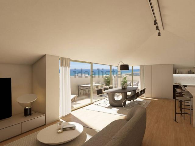 Appartamento in vendita di 159 m² in Viale Mario Pagano