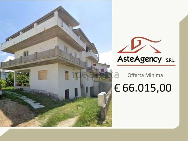 Appartamento in vendita di 159 m² in Contrada Villa Andreoli, 112