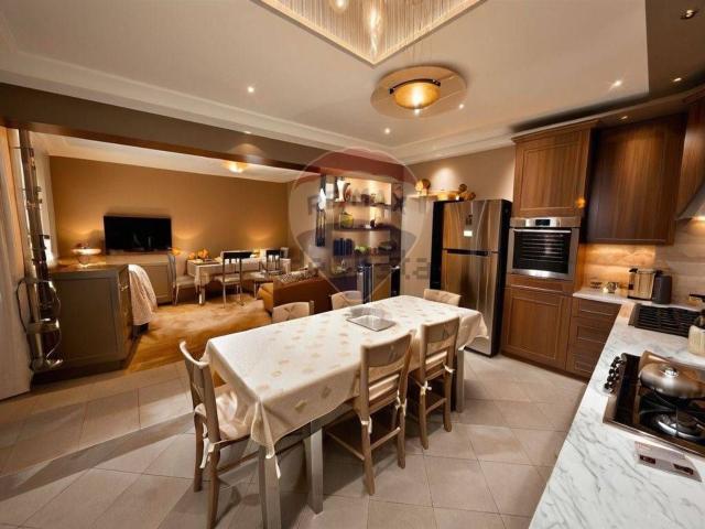 Appartamento in vendita di 160 m²