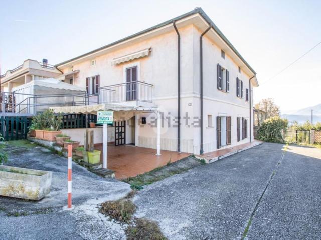 Appartamento in vendita di 160 m²