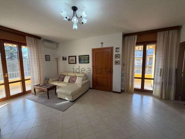 Appartamento in vendita di 160 m²