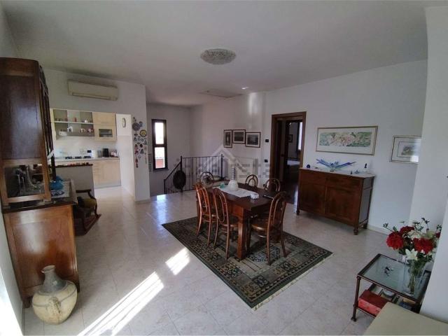 Appartamento in vendita di 160 m²