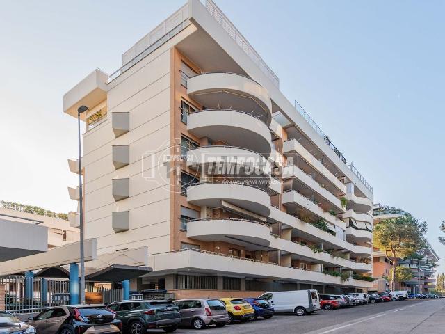 Appartamento in vendita di 160 m² in Via Copenaghen, 9