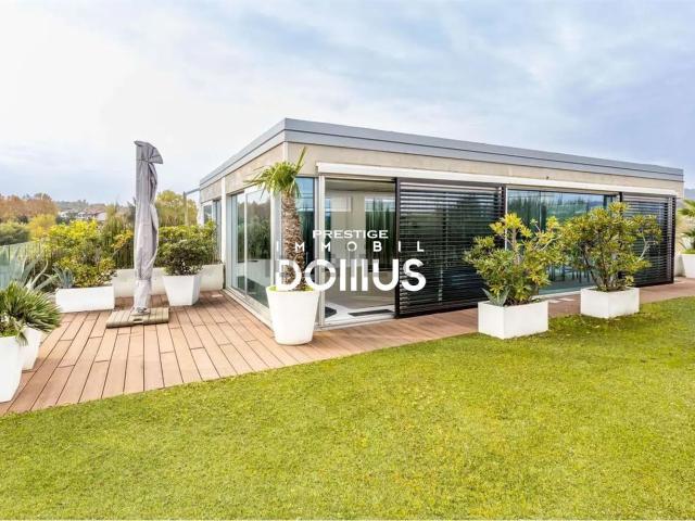 Appartamento in vendita di 160 m² in Via Catullo