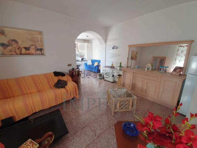 Appartamento in vendita di 160 m² in Via Cavour, 65